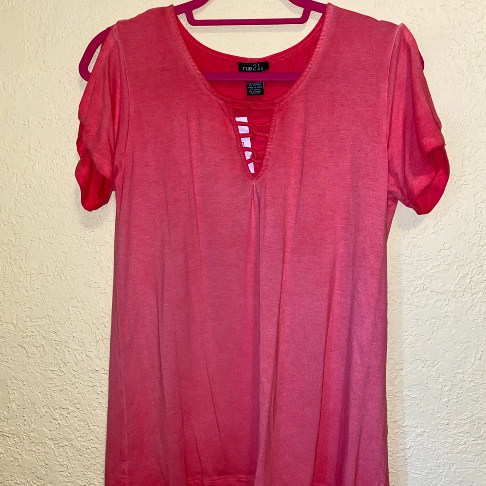 Coral colored shot sleeved top. Rue 21